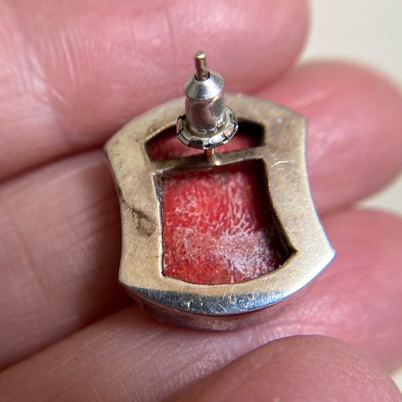 Vintage Coral Sterling Silver Oval Pendant and Earrings set-circa 1930’s - Picture 13 of 14